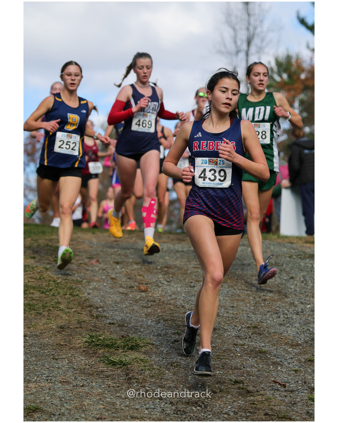 Hannah Greco, New Fairfield High School, P69, 20:51.14 - New England Cross Country State Championship - Thetford Vt - November 8, 2025 File: ./dir-1-Girls-Championship/251108-2025-New England-Cross-Country-Championships-Thetford-VT-91-296A1741.jpg Hannah Greco, New Fairfield High School, P69, 20:51.14 - New England Cross Country State Championship - Thetford Vt - November 8, 2025 – 20…
